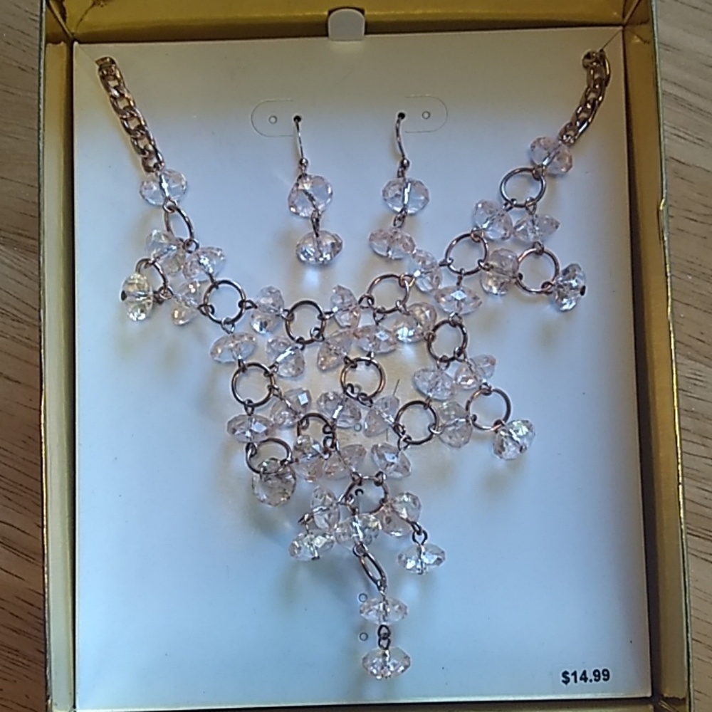 Necklace set